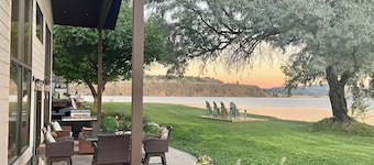 Hauser Lake Waterfront på 2 sider med direkte tilgang og fantastisk utsikt