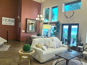 Smart TV, fireplace, books - Hauser Lake Waterfront-Direct access and amazing VIEWS (Helena)