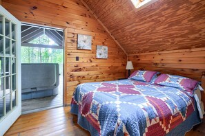 1 bedroom, free WiFi, bed sheets - Blue Rose Cabins - Country Cottage (Logan)