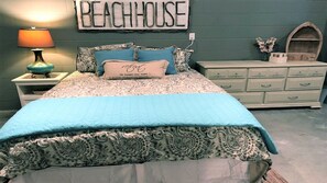 3 bedrooms, iron/ironing board, travel crib, free WiFi