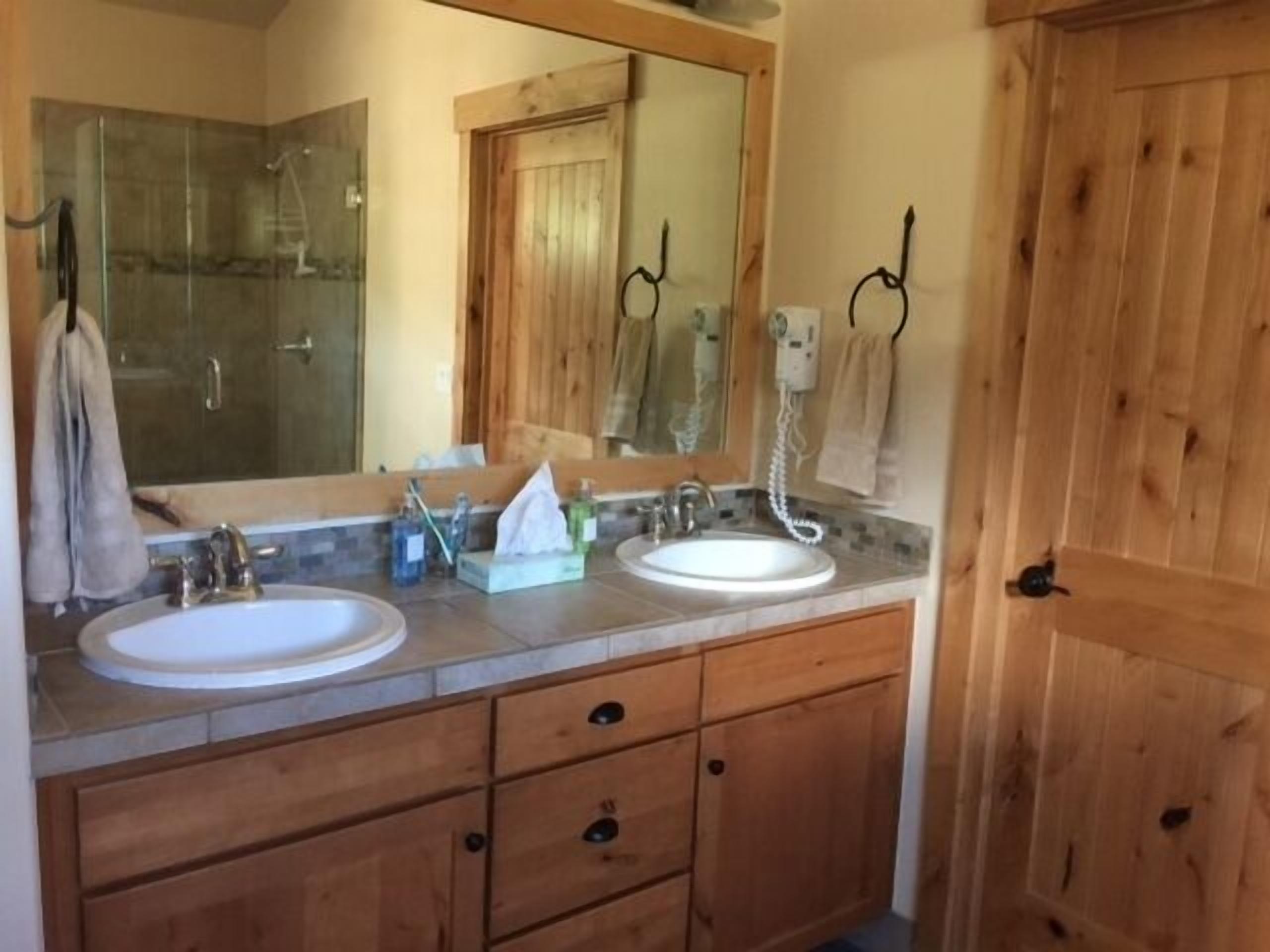 Perfect Mountain Vacation Getaway!