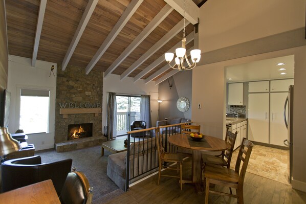 المنشأة من الداخل