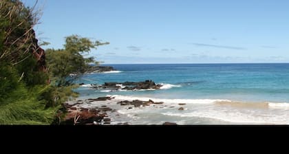 Oceanfront #5 at Hana Kai Maui - 2 BR/2 BA Upper Floor Corner 100ʻ from Water!