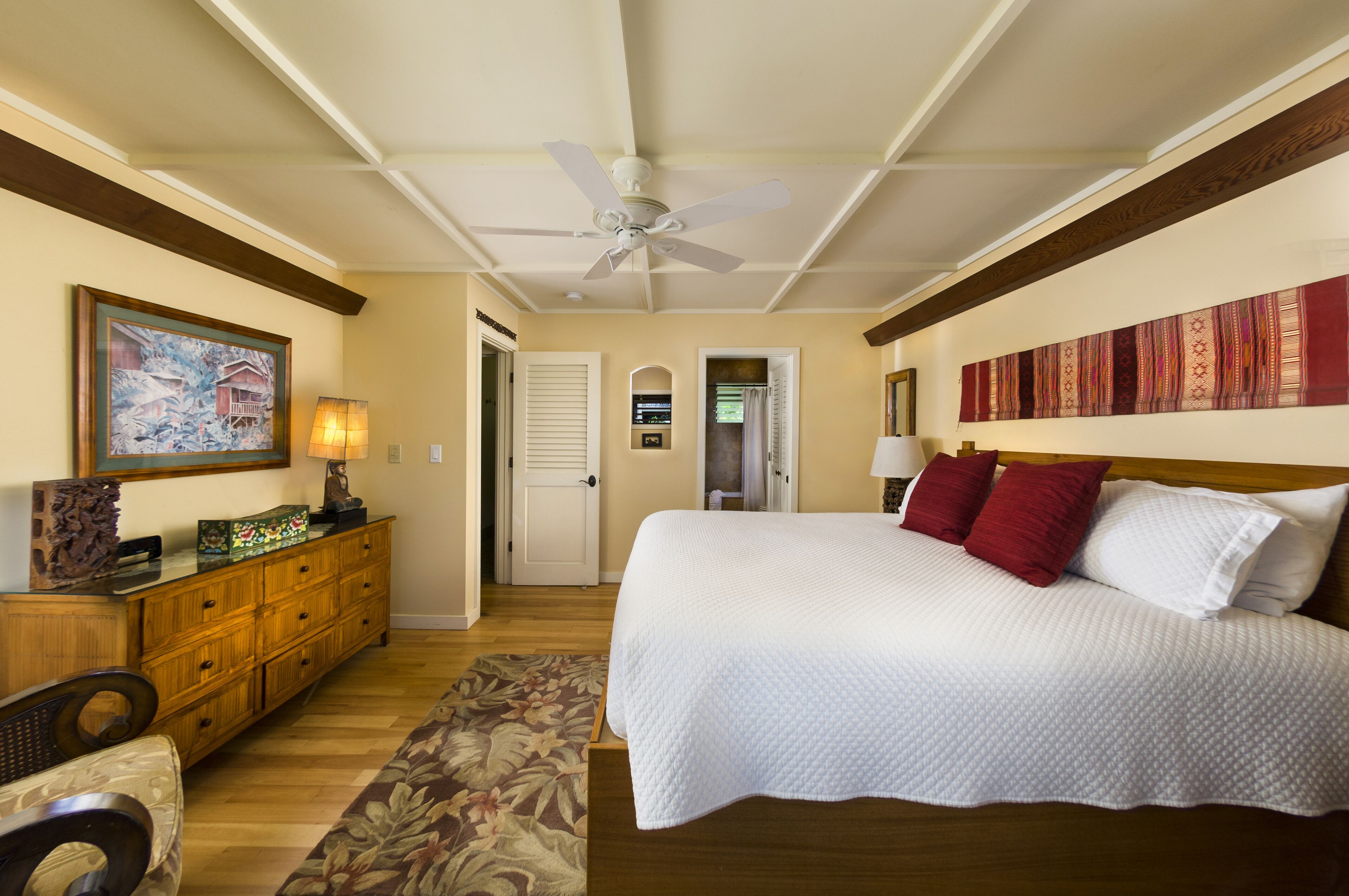 Oceanfront #5 at Hana Kai Maui - 2 BR/2 BA Upper Floor Corner 100ʻ from Water!