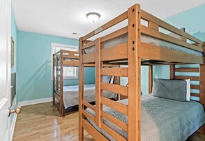 7 sovrum, strykjärn/strykbräda, resesäng och wi-fi