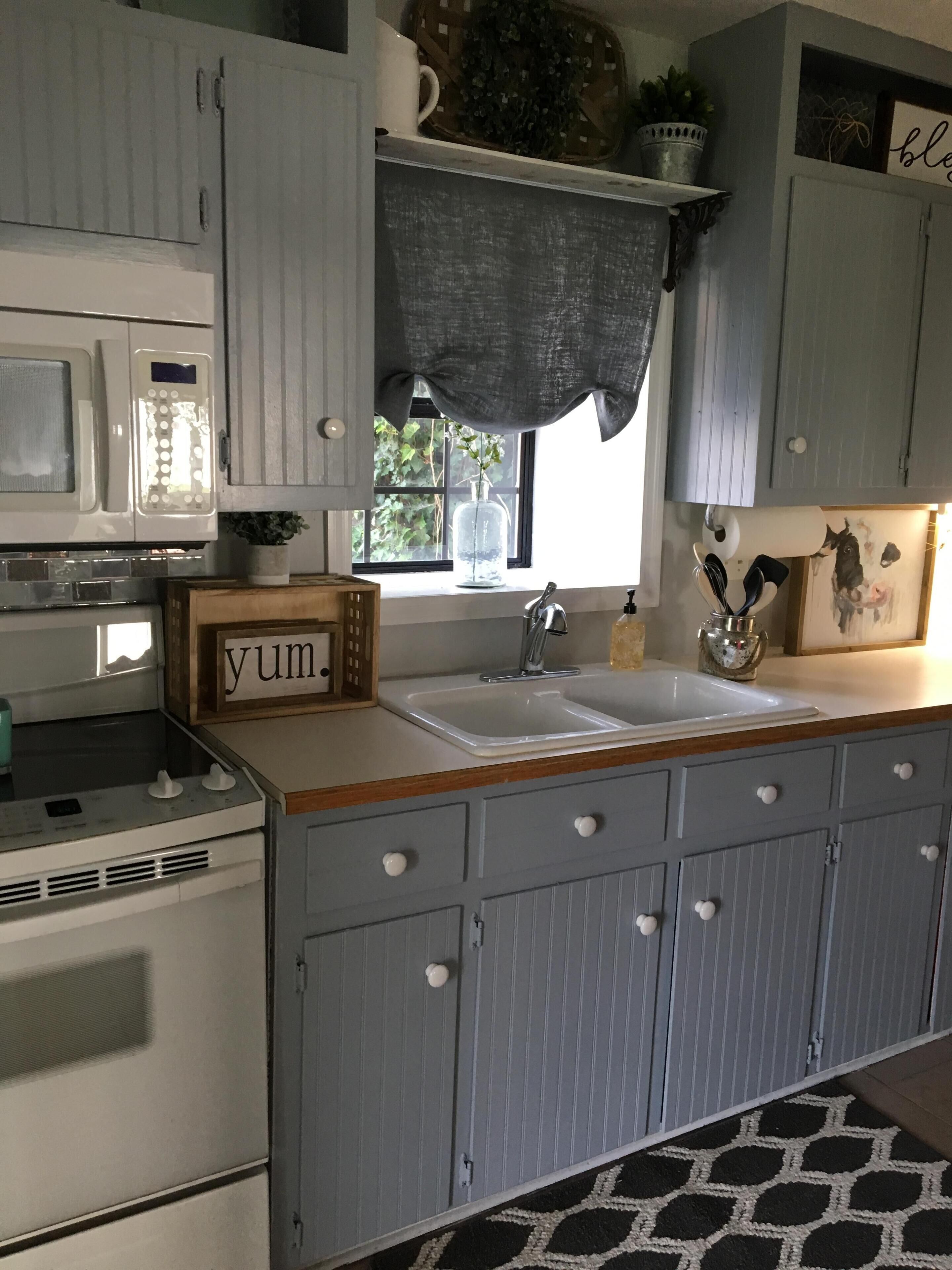 Breezeway Bay Waterfront Cabin with New Boathouse/ Plenty of parking