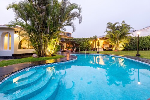 Stylish Retreat in Lima, Comfort & Great Amenities
