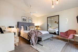 5 chambres, fer et planche à repasser, lit parapluie, Wi-Fi gratuit