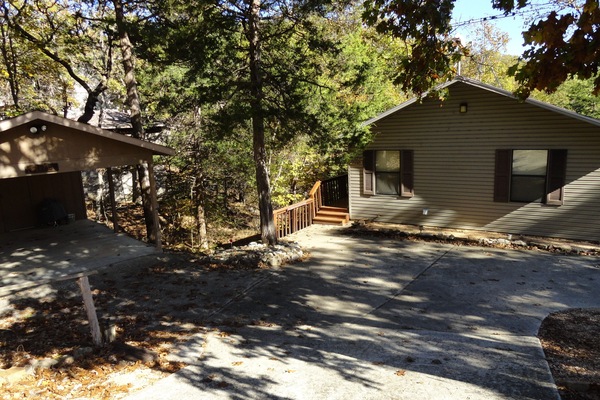 Very Private Setting