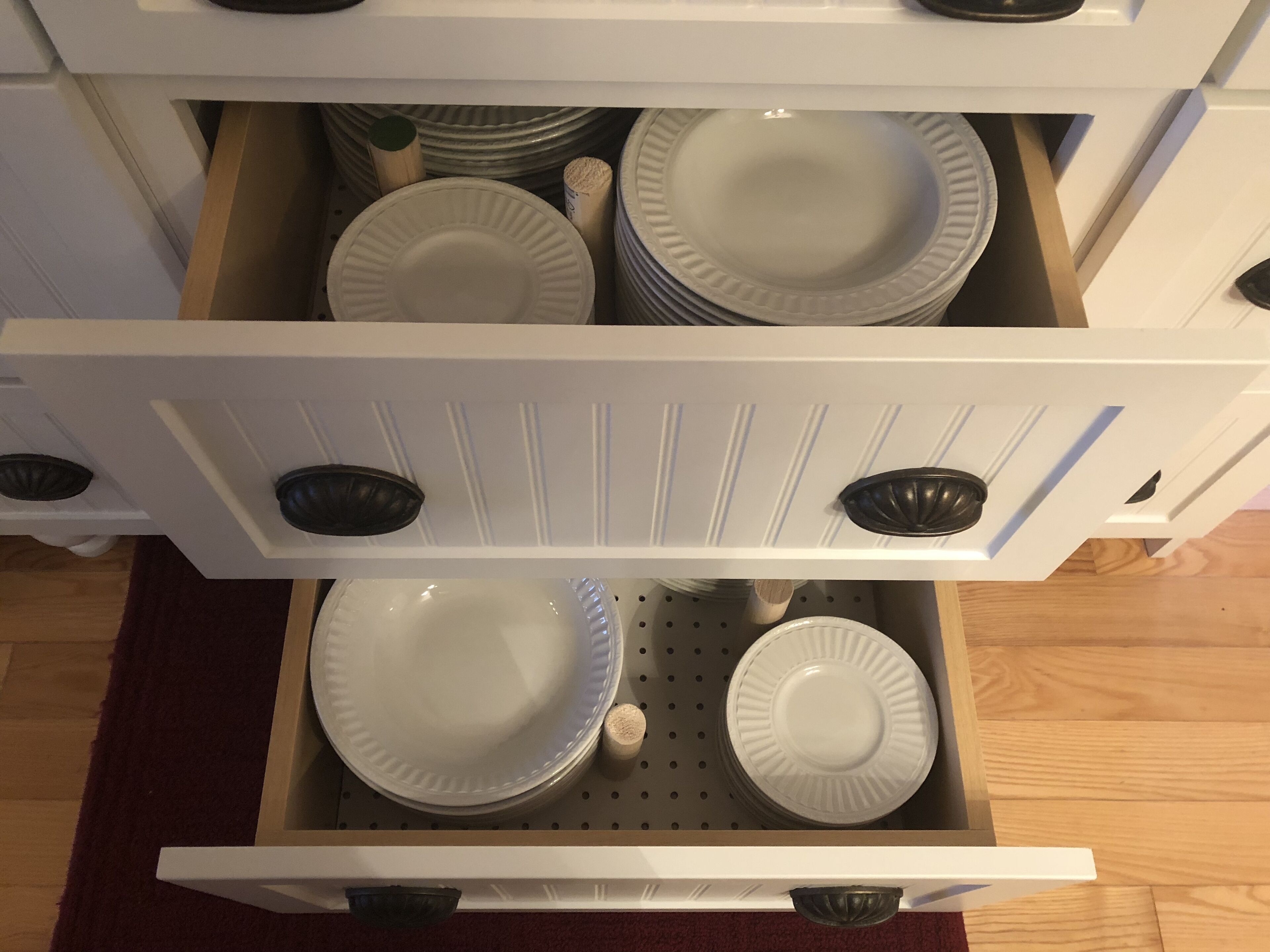 Perfect Family Vacation Spot on Lake includes 24-foot pontoon & Acorn Stairlift