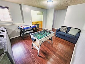 Games room - **Air Force Academy Retreat MTN VIEWS** (Colorado Springs)