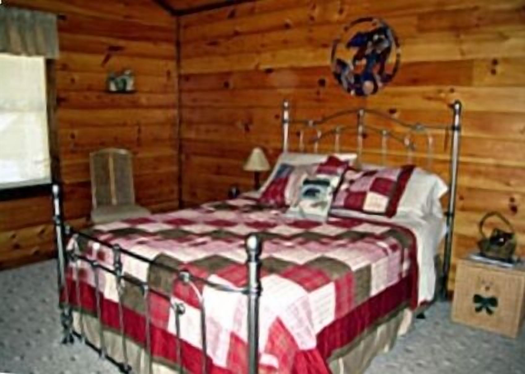 5BR/4BA Lake Blue Ridge - Waterfront Family Retreat- Free Wifi