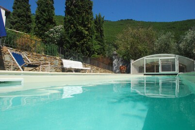 On the Hills Pisa-Lucca, Poetic Villa Salt Pool, Pace, Nature, poetry