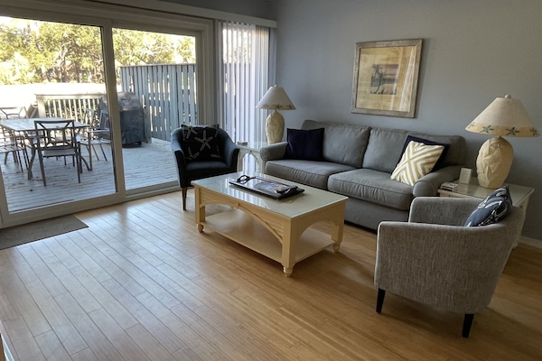 Relaxing Living Room Overlooking the Deck
