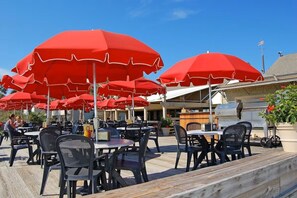 Ristorazione all'aperto