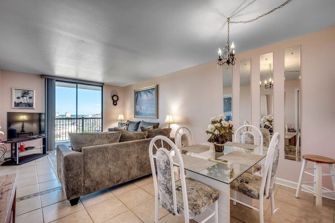 Updated 2 Bedroom / 2 Bath Ocean View Condo Myrtle Beach