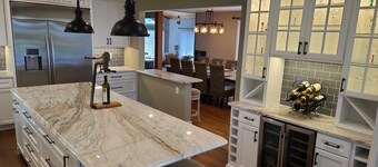 Luxurious Ocean Block Retreat in Gated N. Bethany Community with Private Beach