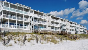 Exterior - Private Beach! Beachfront! Stairs to beach, 4 Chair 2 Umbrella setup March-Oct. (Seagrove Beach)