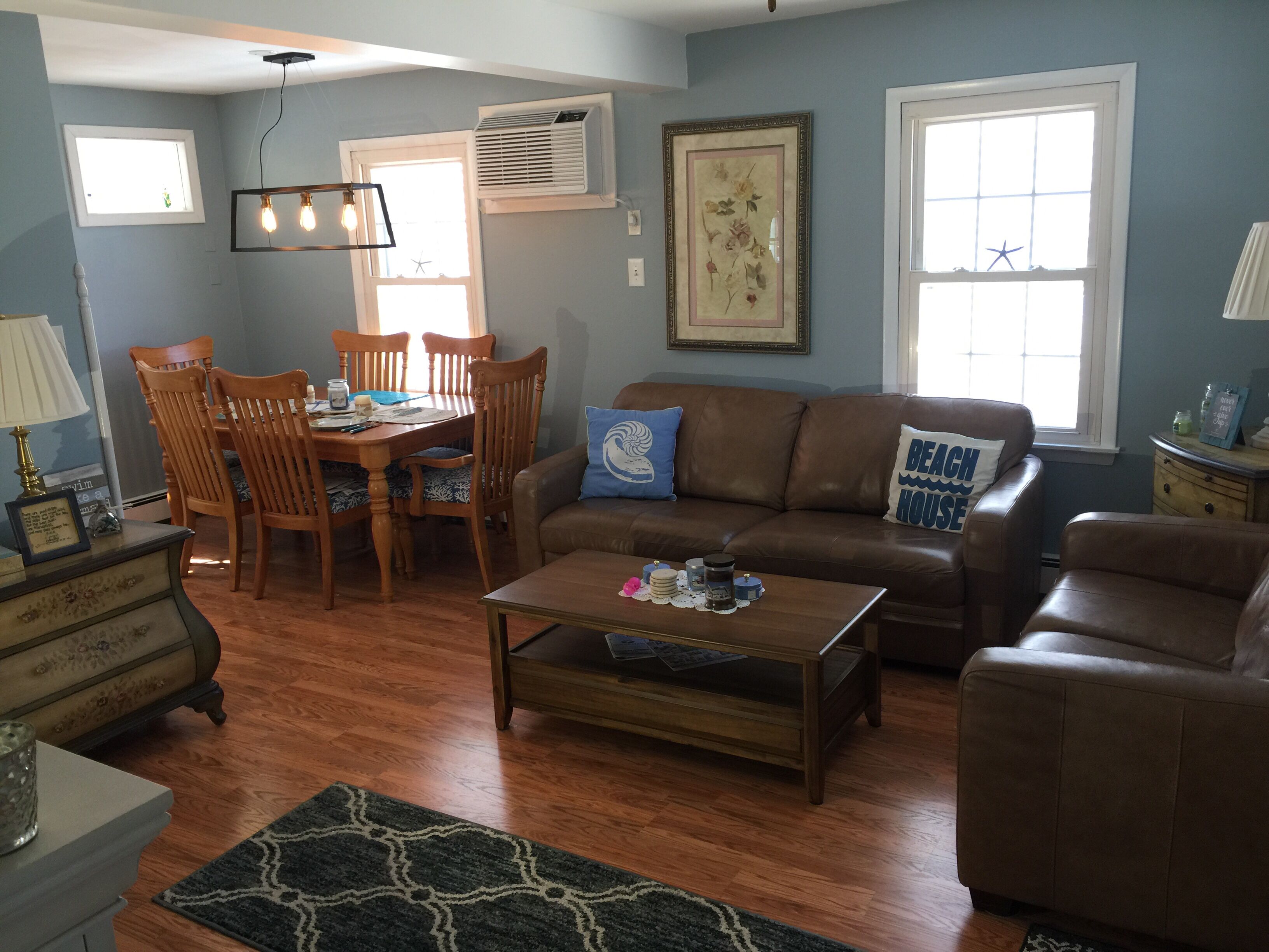 Newly Deco4BR Lavallette Home, Sleeps 8, In/OSShowers, A/C, WiFi, W/D, 8 BchTags