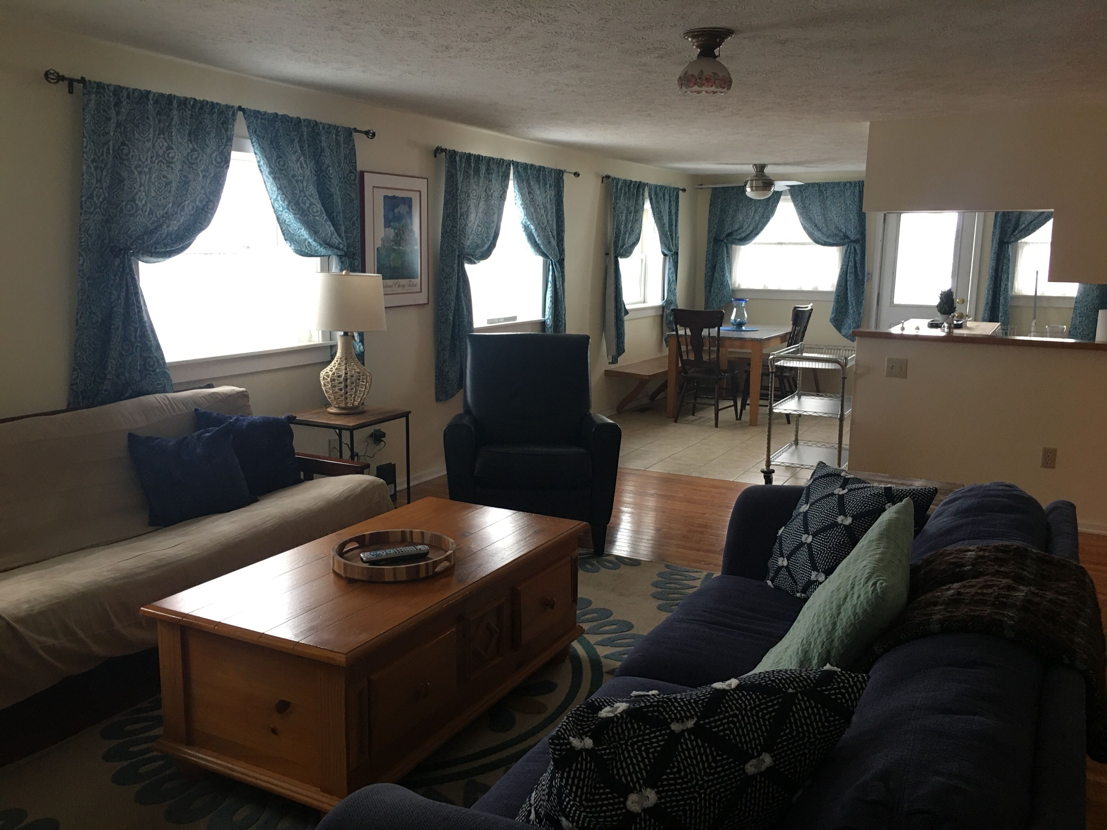 In town convenience & walk to everything and sandy marina beach across the road