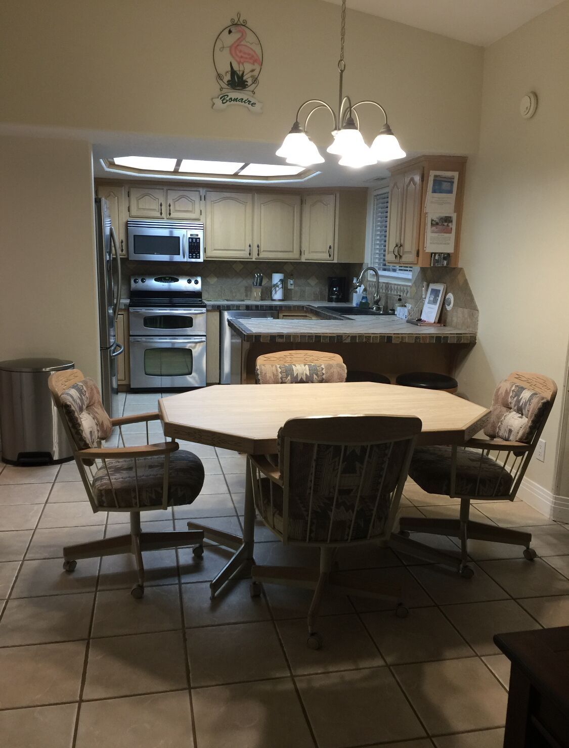 Home on Quiet Street with a Private Pool and Hot Tub