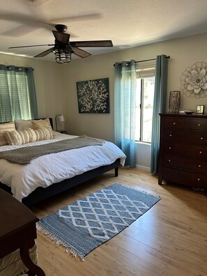 2 bedrooms, iron/ironing board, free WiFi, bed sheets