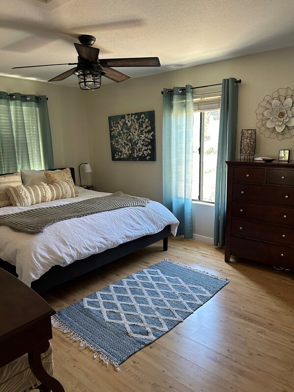 2 Schlafzimmer, Bügeleisen/Bügelbrett, kostenloses WLAN, Bettwäsche