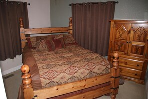 4 bedrooms, WiFi, bed sheets