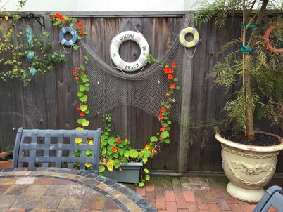 Steps To Carmel Beach, in the golden rectangle. The perfect location!