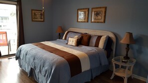 2 عدّة غرف نوم ومكواة/لوح كي وواي فاي مجانًا وملاءات أسرّة