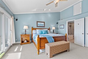 5 bedrooms, iron/ironing board, free WiFi, bed sheets