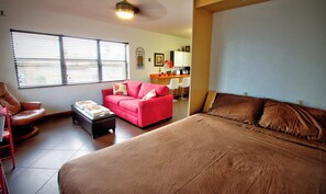 Iron/ironing board, WiFi, bed sheets