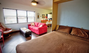 Iron/ironing board, WiFi, bed sheets