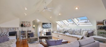 Luxury Home in SF's best neighborhood! Perfect for families or business groups
