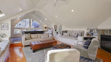 Smart TV, fireplace, video games, DVD player