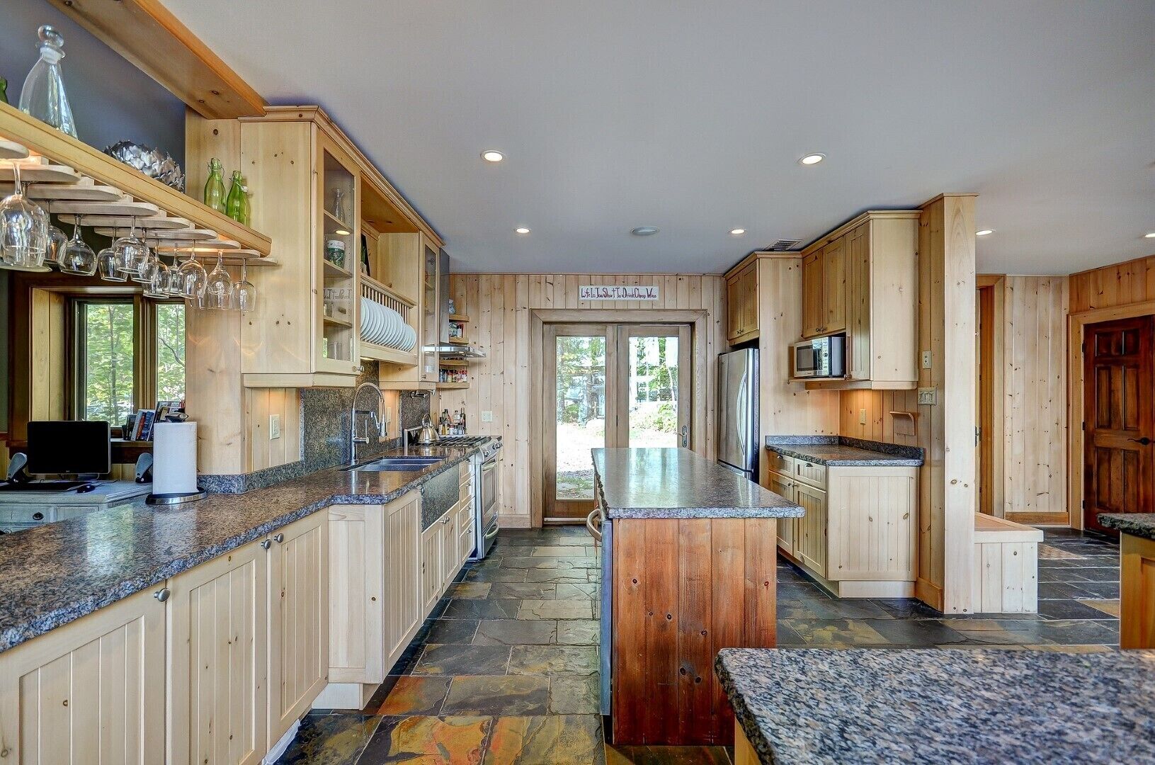 Lake Muskoka Executive Cottage 