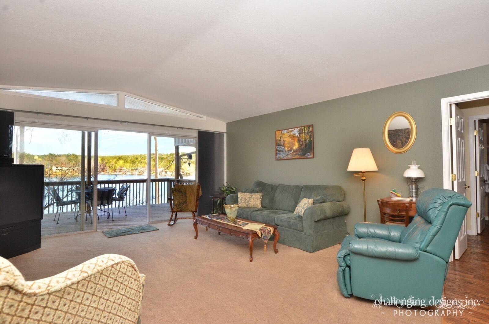 Spectacular House with Panoramic View of Lake Desoto