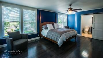 5 bedrooms, desk, iron/ironing board, free WiFi
