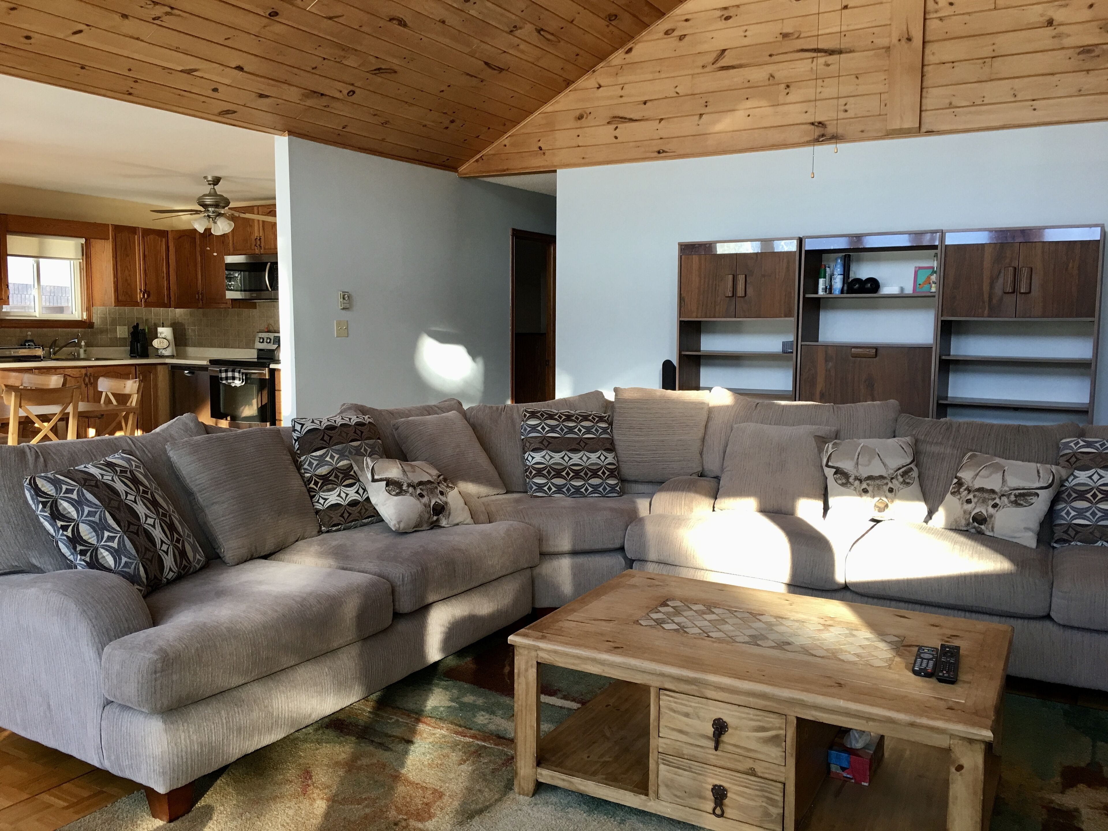 Appealing cottage by the lake