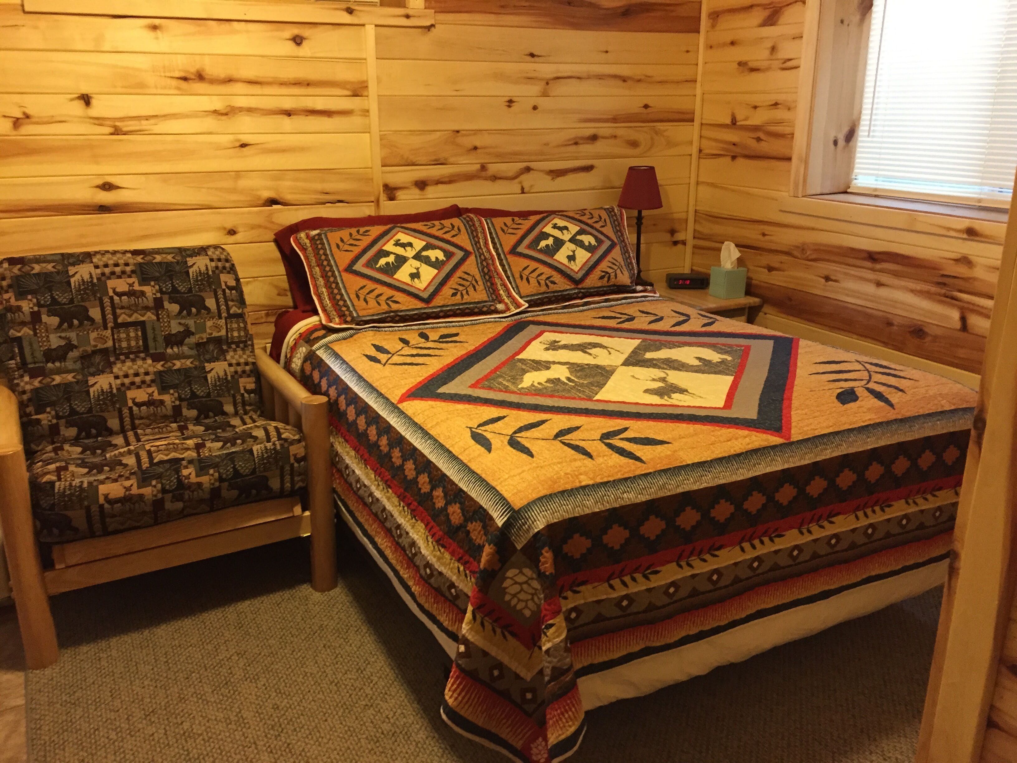 Montana's Yellowstone Bear Den- Small/Simple Efficiency Apartment