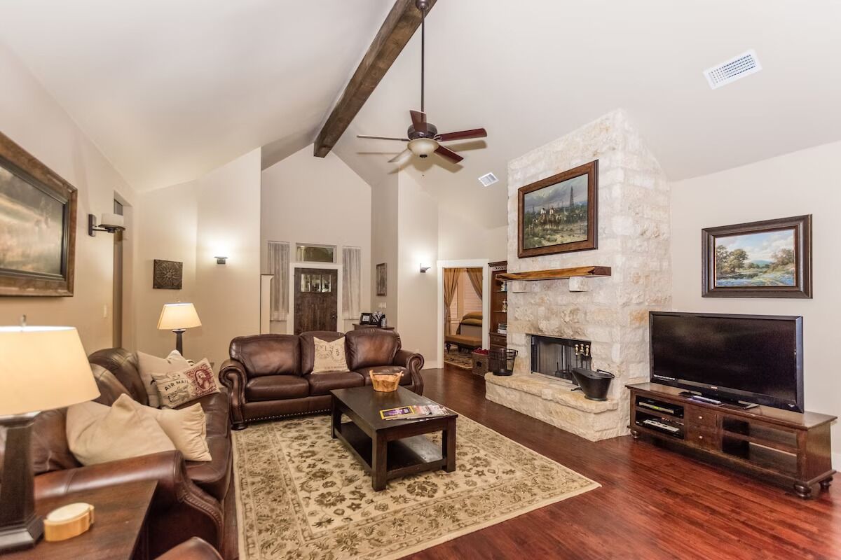 TV, fireplace, DVD player