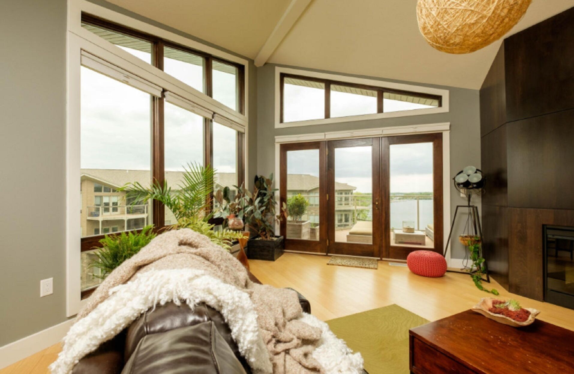 TV, fireplace, DVD player, stereo