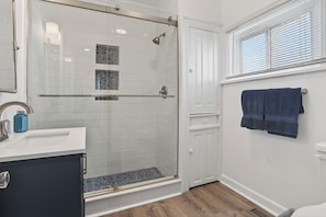Bathtub