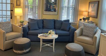 Immaculate ja viehättävä ranta Block Condo w / merinäköala Pohjakerroksen vuodepaikkoja 6