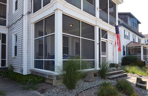 Steps to Rehoboth Beach Dog Friendly Condo Parking