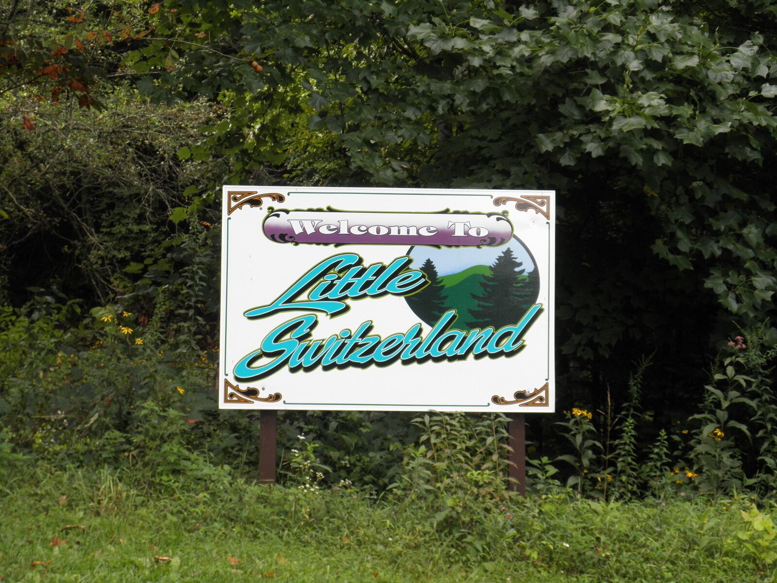 Willkommensschild für Little Switzerland.