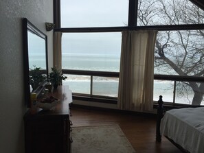 5 habitaciones, tabla de planchar con plancha y wifi gratis