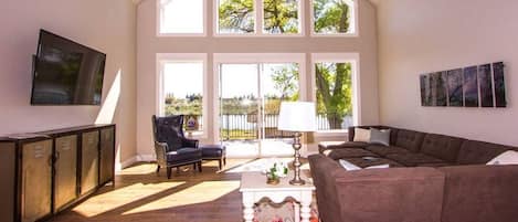 Smart-TV og DVD-spiller