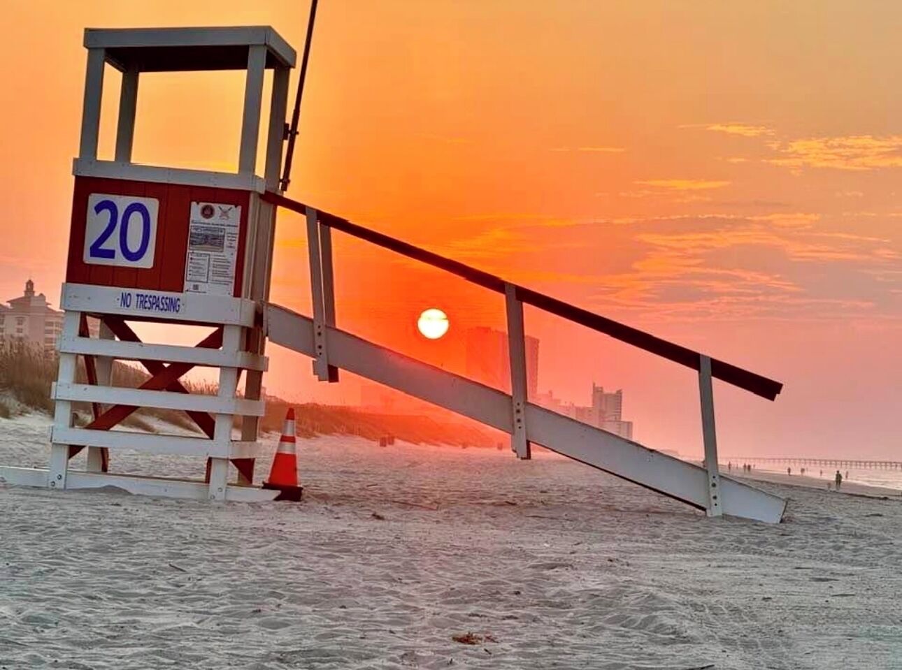 Solstolar och strandhanddukar
