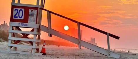 Camastros y toallas de playa